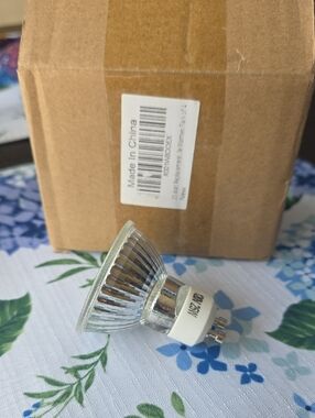 GU10 Halogen/LED Reflector Bulb - Silver and Clear